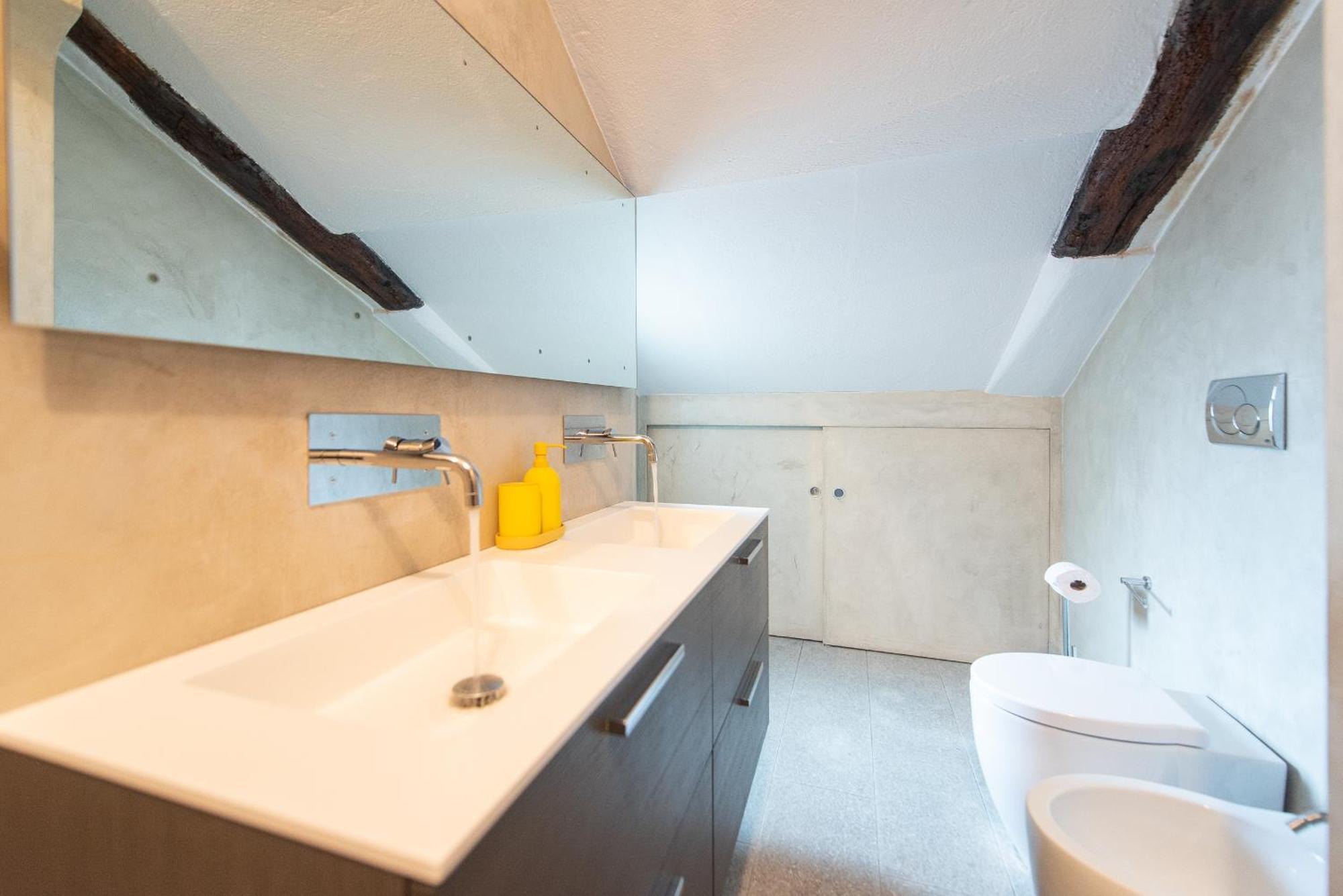 House With Terrace Apartment ตูริน ภายนอก รูปภาพ